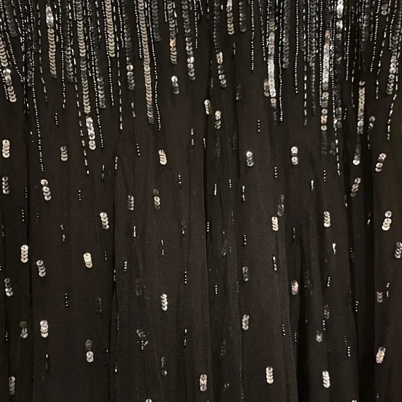 Adrianna Papell beaded Gown🖤 - Picture 3 of 5